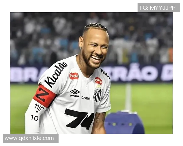 身价第二的足球明星背后的故事与成就揭秘